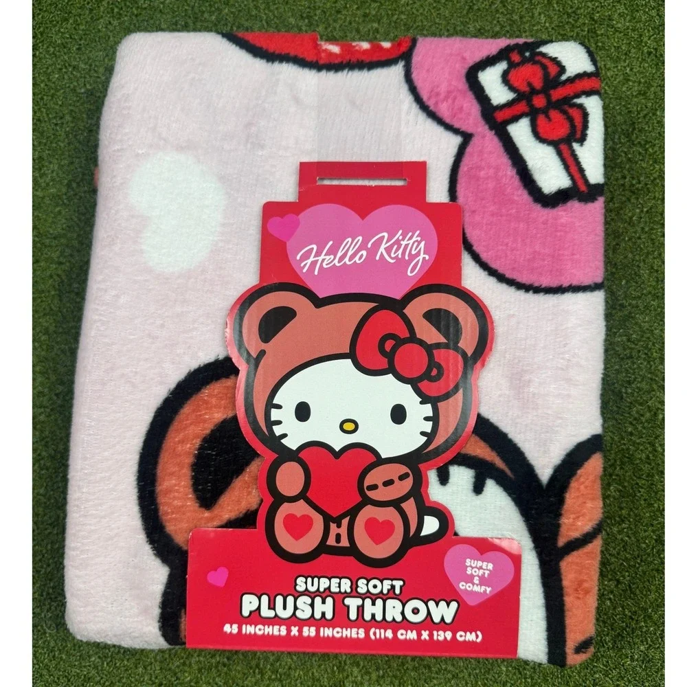 Hello Kitty Plush Throw Blanket 45x55 Bear Costume Pink Sanrio New‎